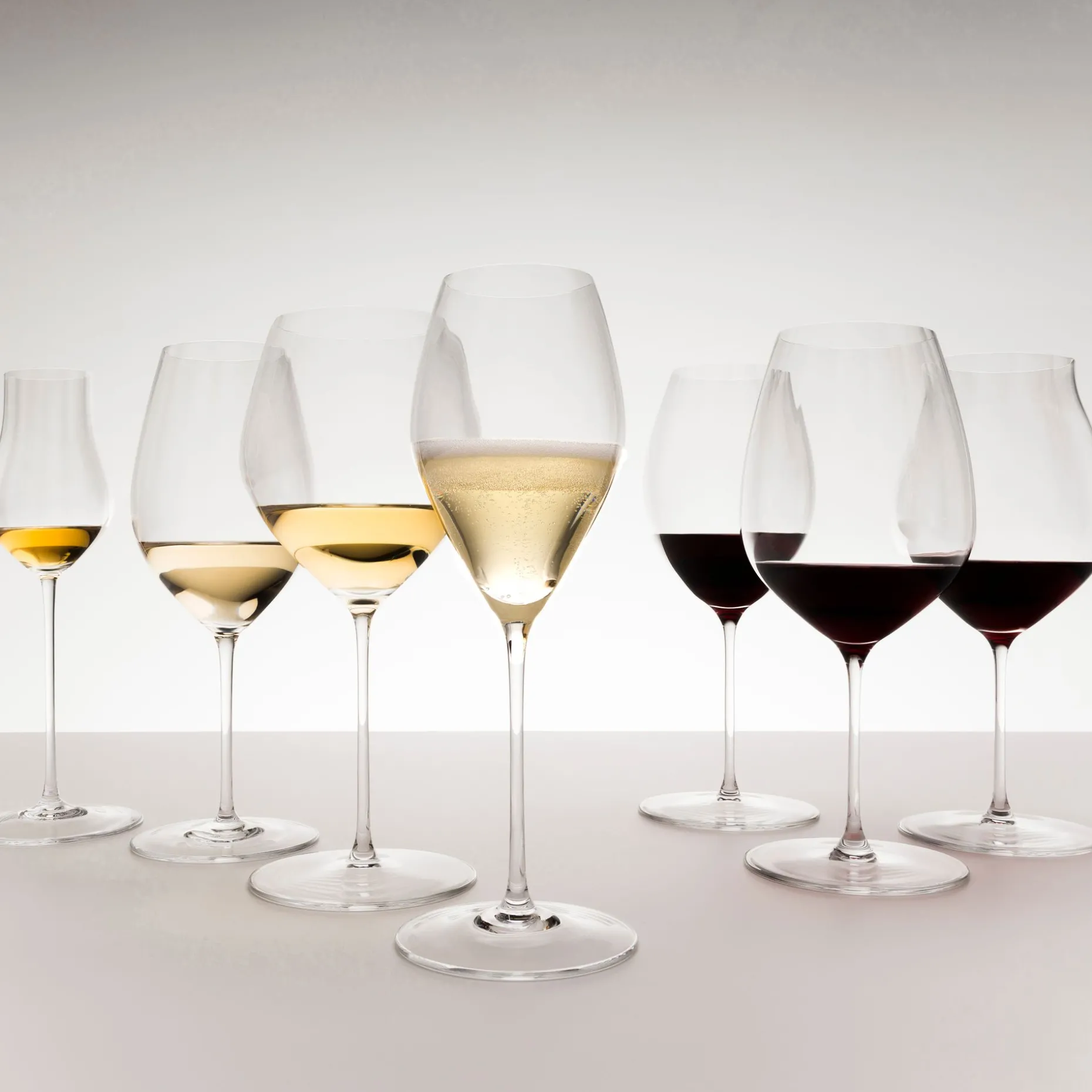 Performance Pinot Noir Vinglass 2-Stk.